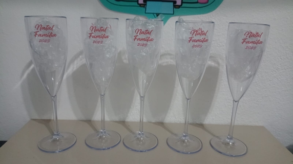 Taça de Espumante Acrílica Personalizada